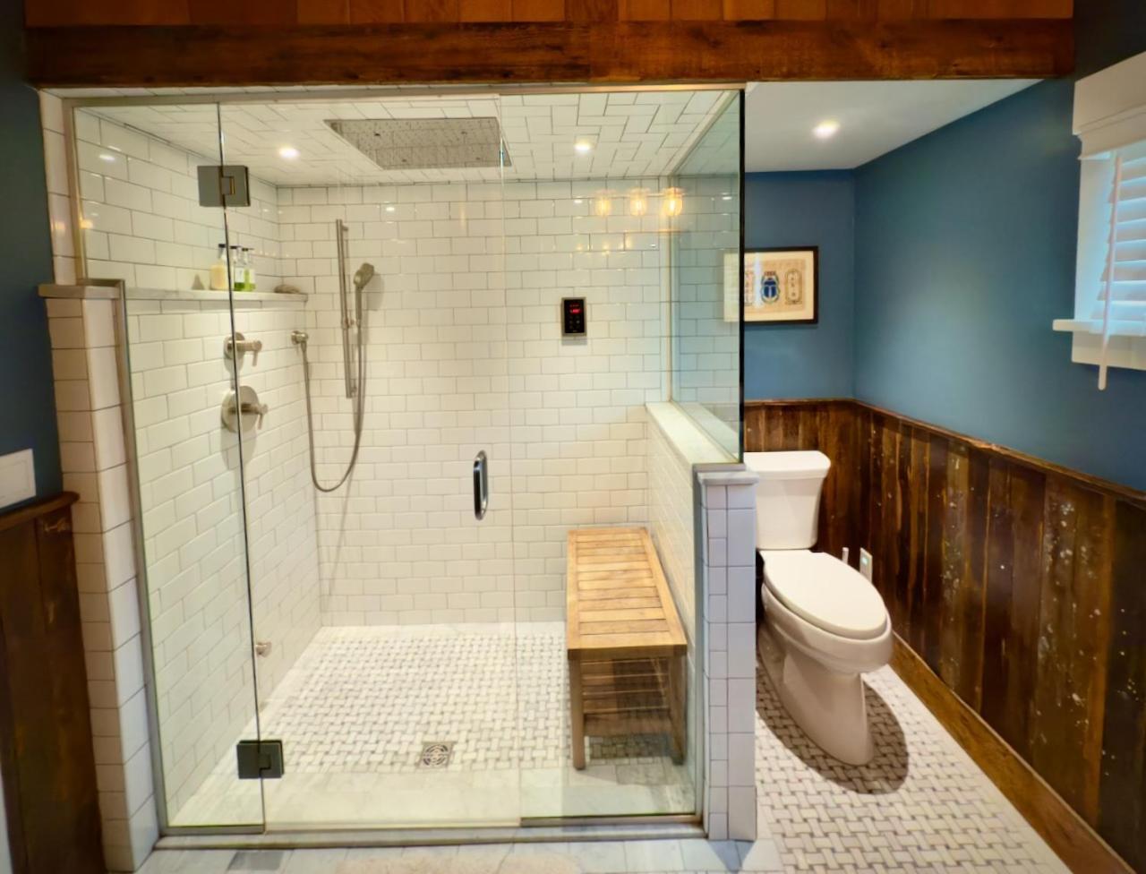 Отель Magical Post And Beam Loft Downtown Newport! Экстерьер фото
